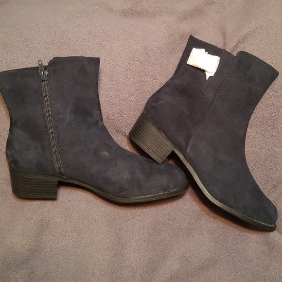 Avon Cushion Walk Booties - Picture 1 of 6